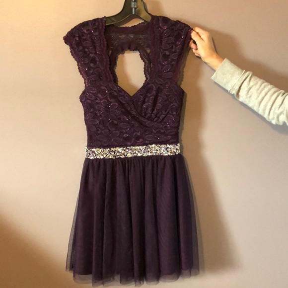 Homecoming dresses - Picture 5 of 8